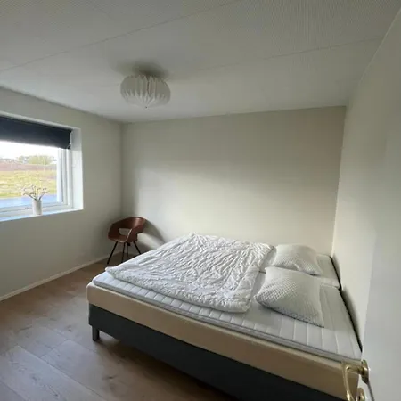 Topmoderne Og Bynaer Villa Holstebro
