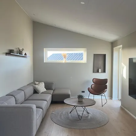 Topmoderne Og Bynaer Villa Holstebro
